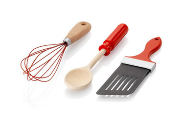 Набор кухонных принадлежностей: венчик, лопатка, ложка
